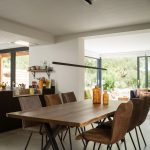 Eetkamerstoelen in bruin tinten