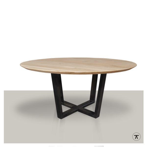 ronde-eettafel-met-gekruisd-onderstel