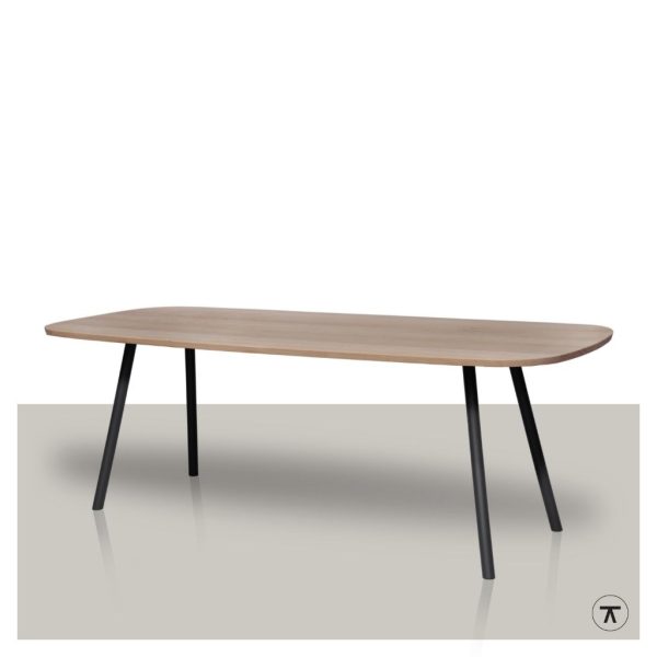 Quatro-Deens-Ovale-eettafel-met-ronde-poot-blank