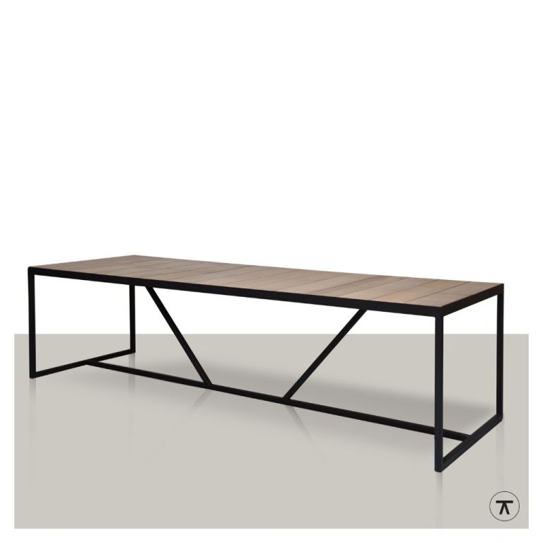 Tuintafel met rank metalen onderstel