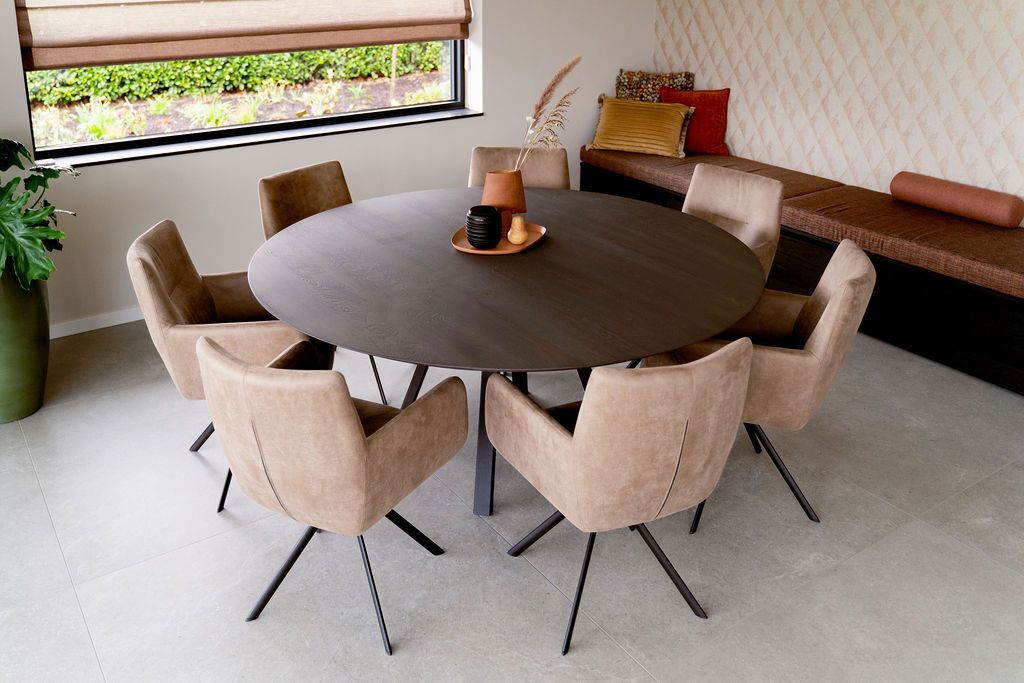 Ronde eettafel