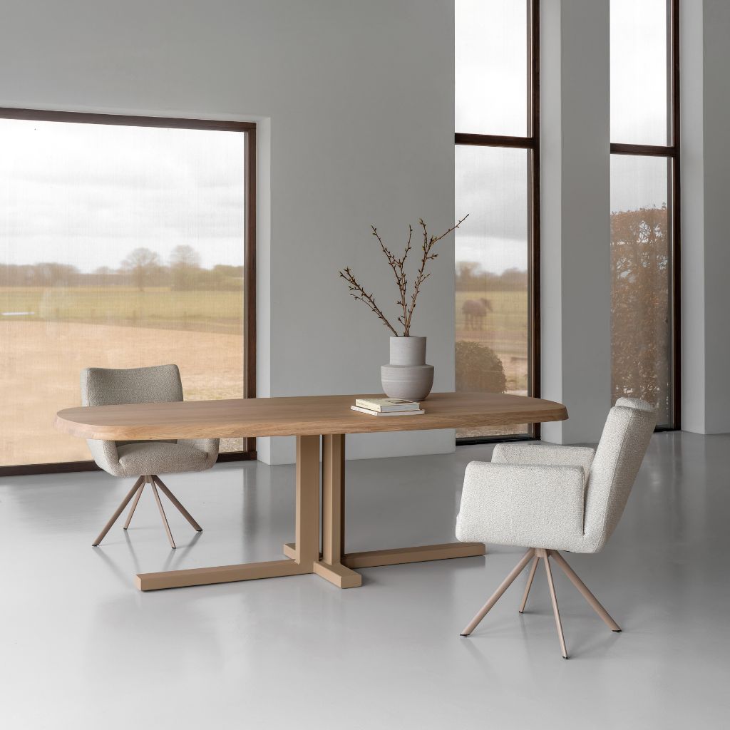 Deens ovale tafel