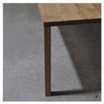 Close-up poot tafel Forty Four