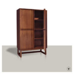 Buffetkast Dudok met 4 deuren waarvan er 2 open staan