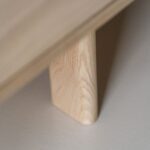 Detail Ronda houten poot