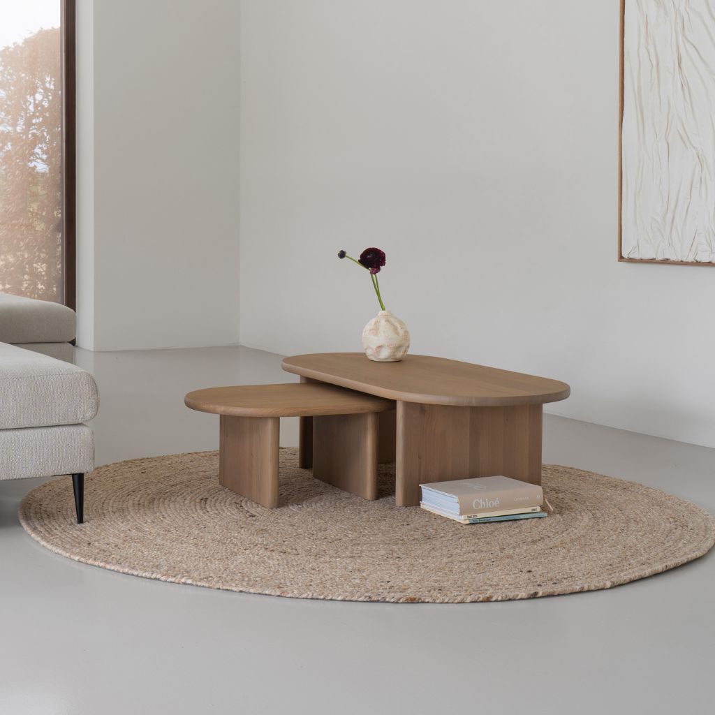 Houten salontafels in plat ovale vorm