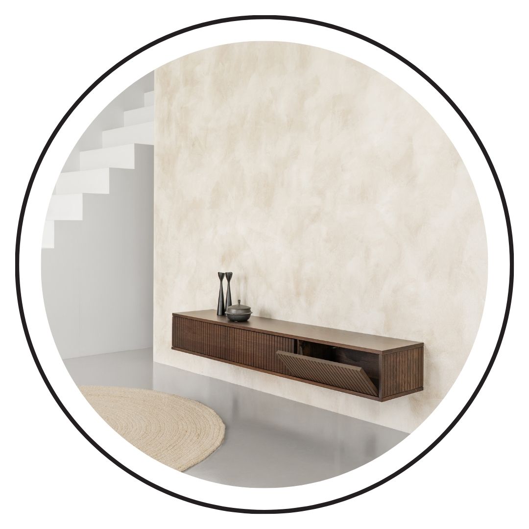 TV-kast zwevend in the Spotlight