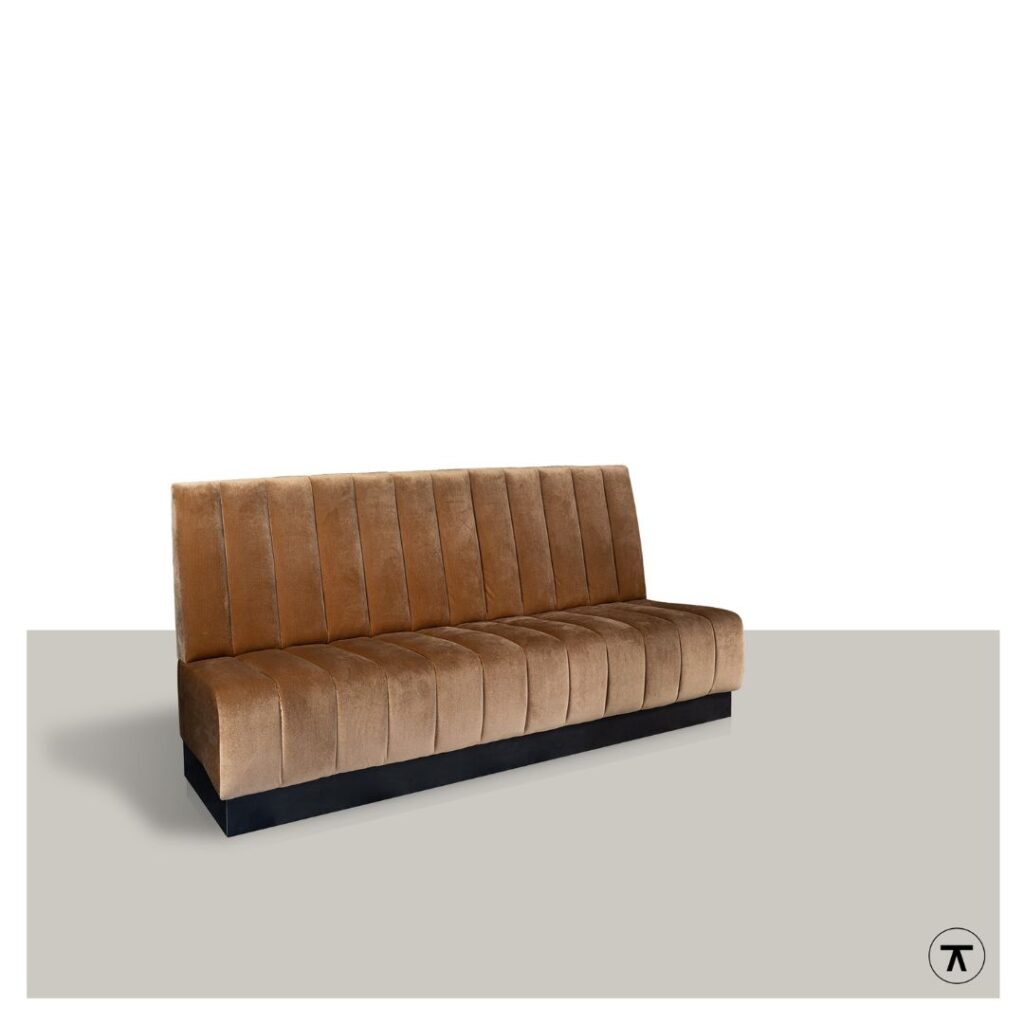 Stoffen eetkamerbank Juth met doorgestikte naden en een zwart onderstel