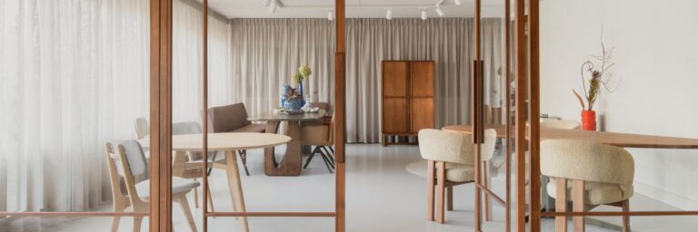 Doorkijk in de toonkamers Van Tafel